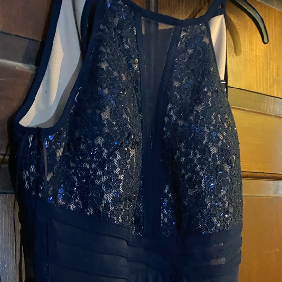 Evening gown - Picture 2 of 4